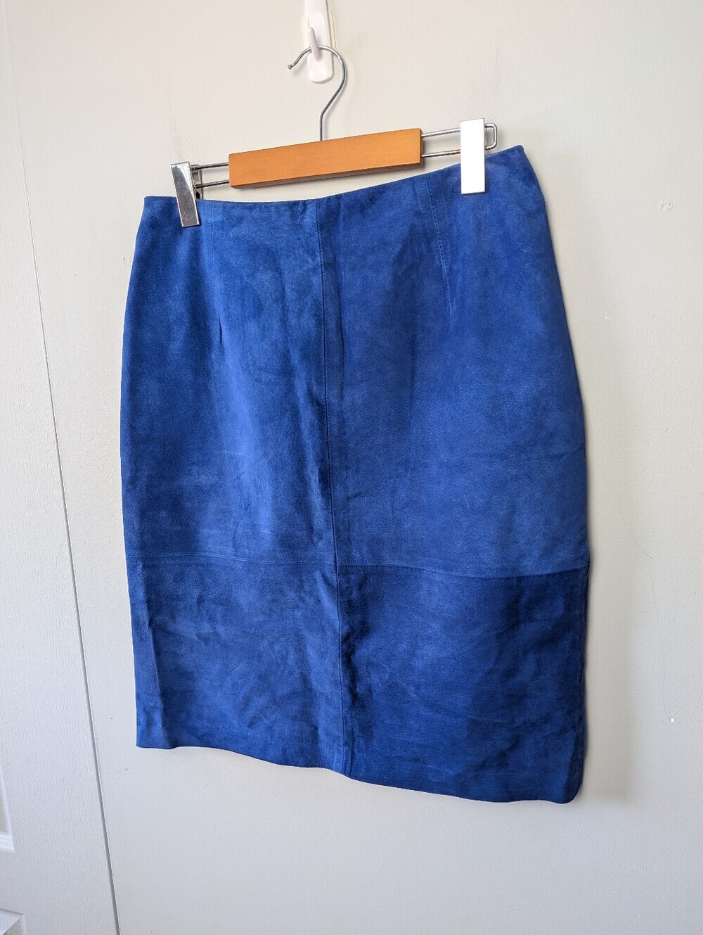 VINTAGE 80-90 WEST BAY 100% Suede Mini Skirt Women Blue Color Size 12 Back Zip